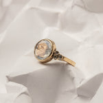 Anillo de Moon Stone con seis diamantes