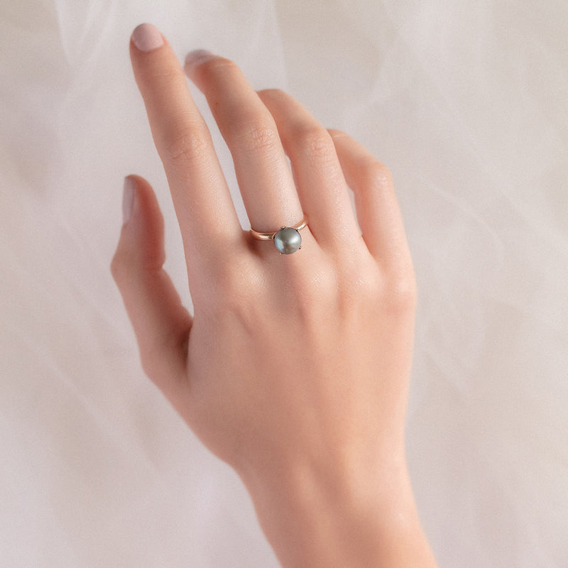 Anillo Perla Tahitiana con montadura de corona