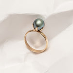 Anillo Perla Tahitiana con montadura de corona