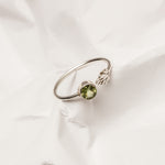 Anillo de Peridoto con Hojita